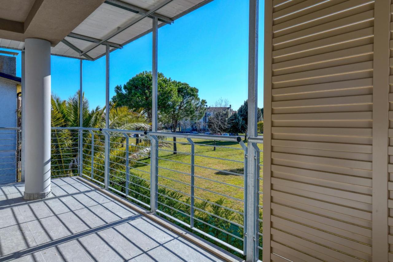 Rio Beach Apartment Desenzano del Garda Exterior foto